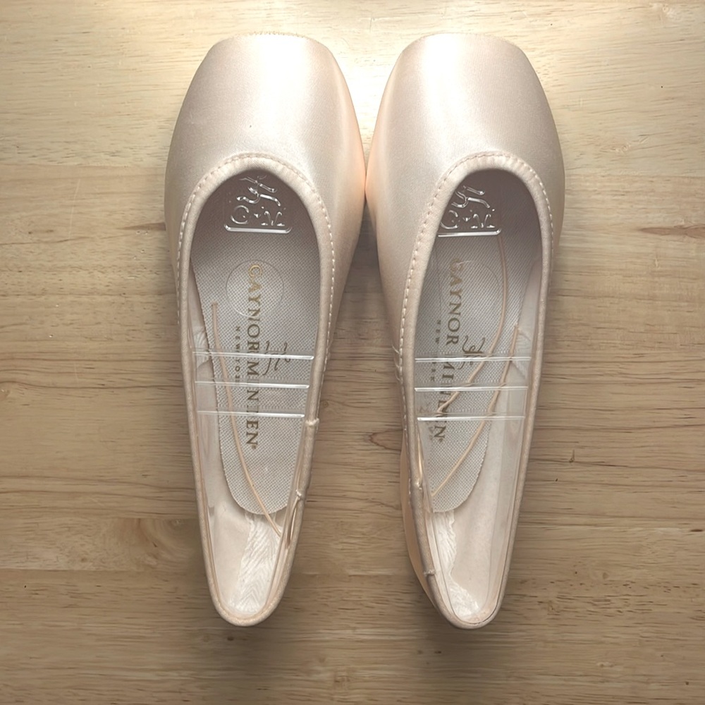 Gaynor Minden Pointe Shoes 8W